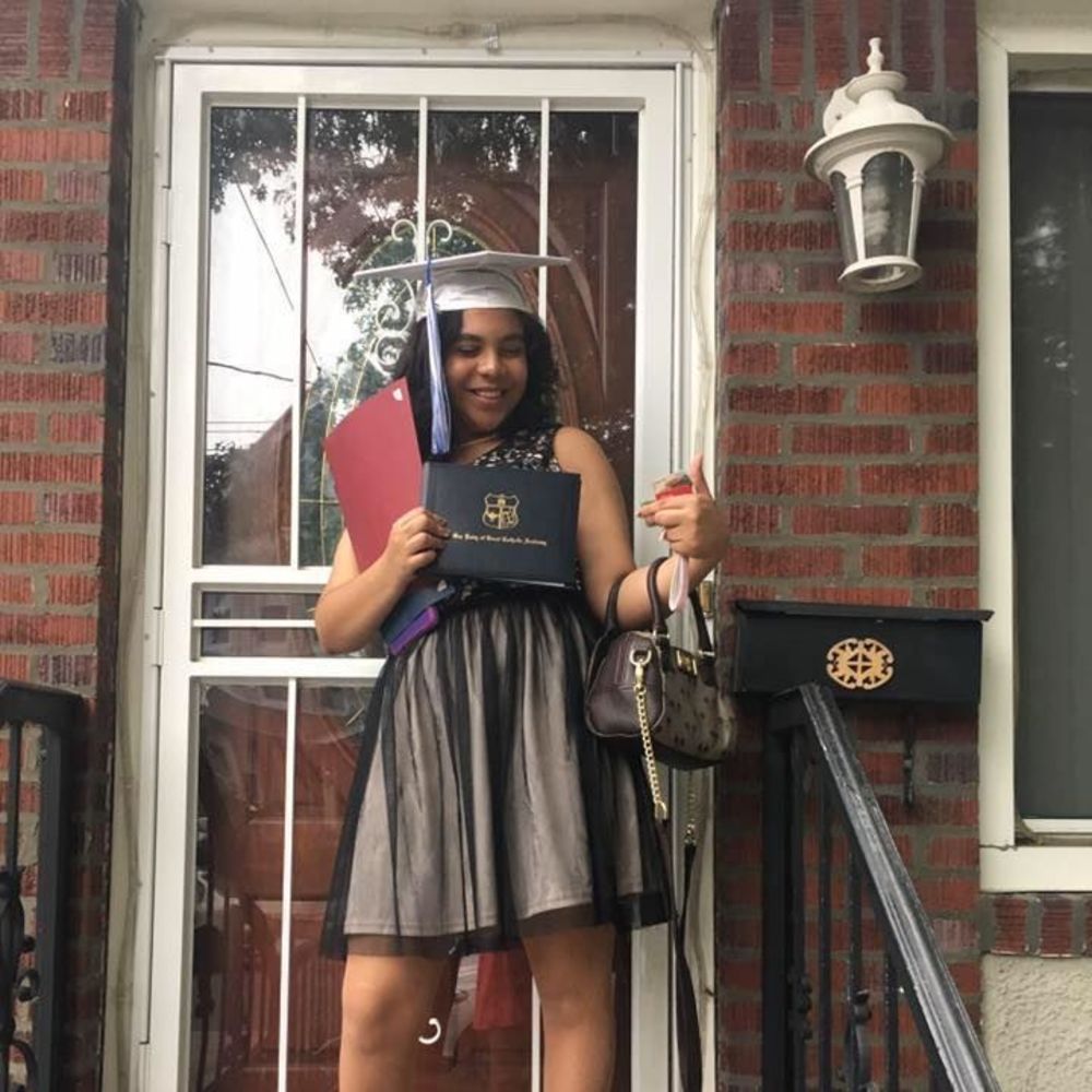 Meet your Posher, Roshika